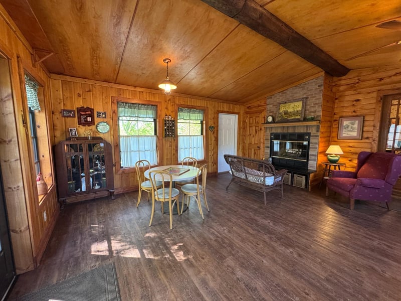 395 Broadway St W, Akeley, MN 56433