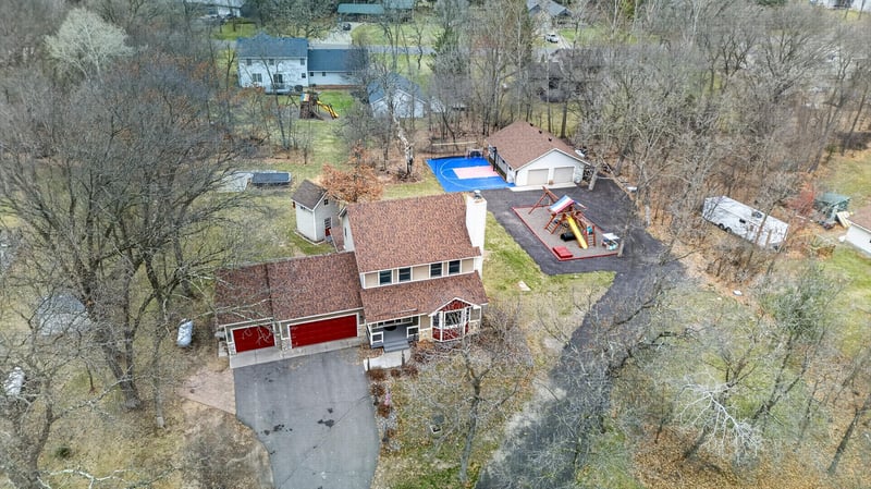 3335 Ten Oaks St S, Cambridge, MN 55008