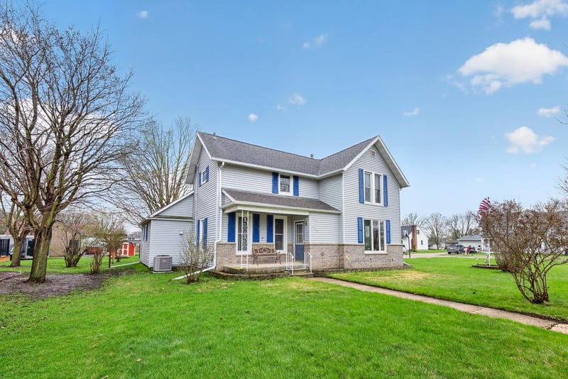 240 Main St W, Elgin, MN 55932