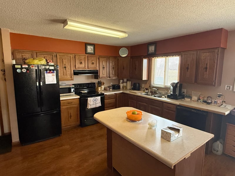318 5th St NW, Mahnomen, MN 56557