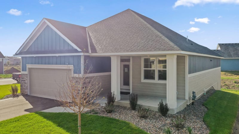 17763 Ellsworth Dr, Lakeville, MN 55044