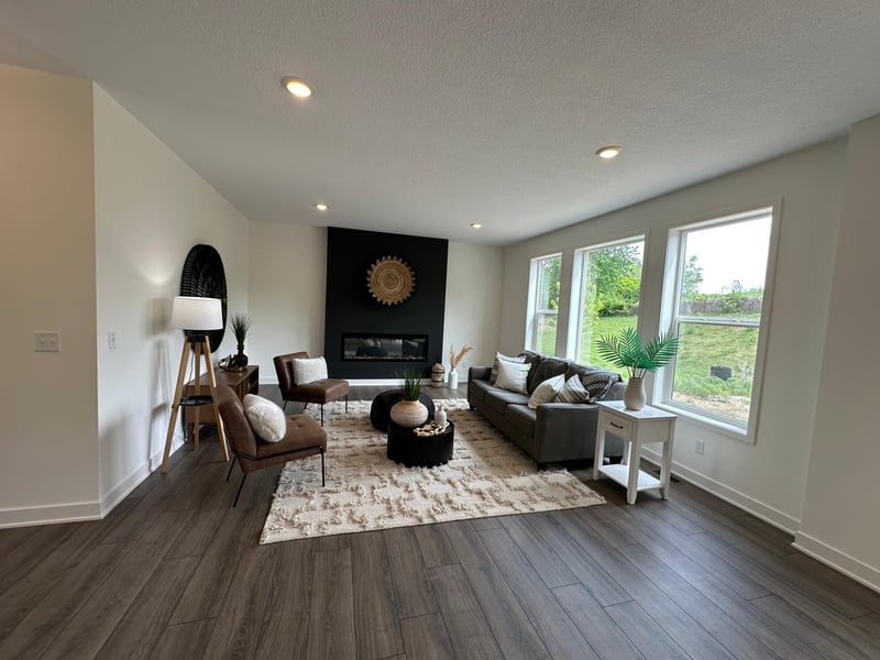 5956 Upper 179th St W, Lakeville, MN 55044