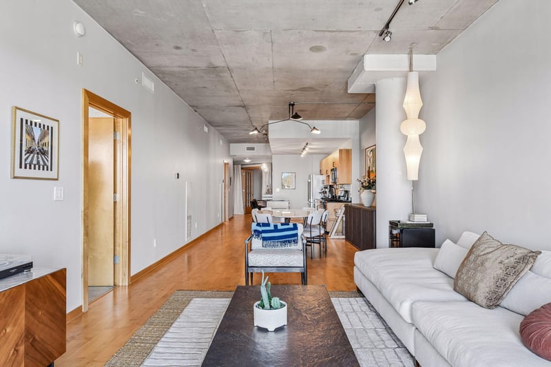212 N 1st St #512, Minneapolis, MN 55401