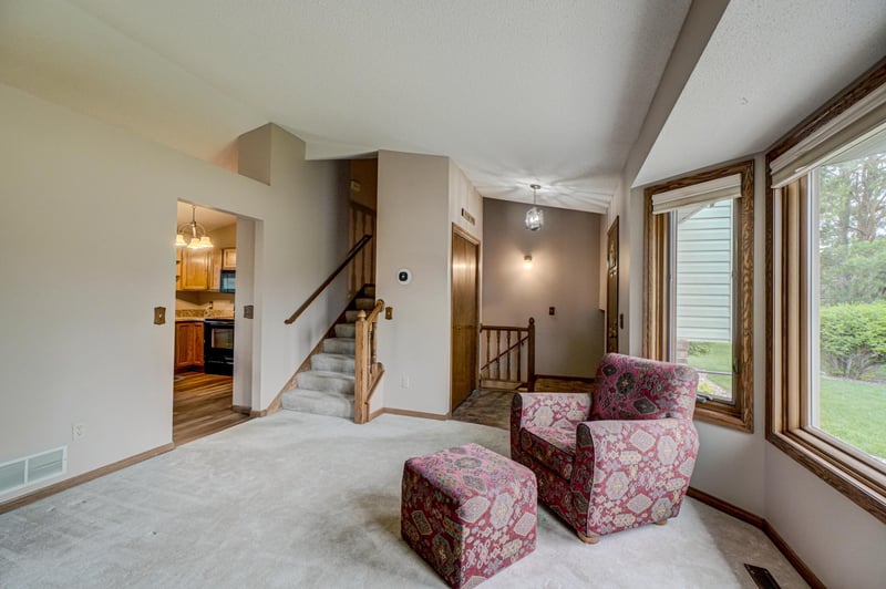 1751 Orchid Dr N, North Mankato, MN 56003