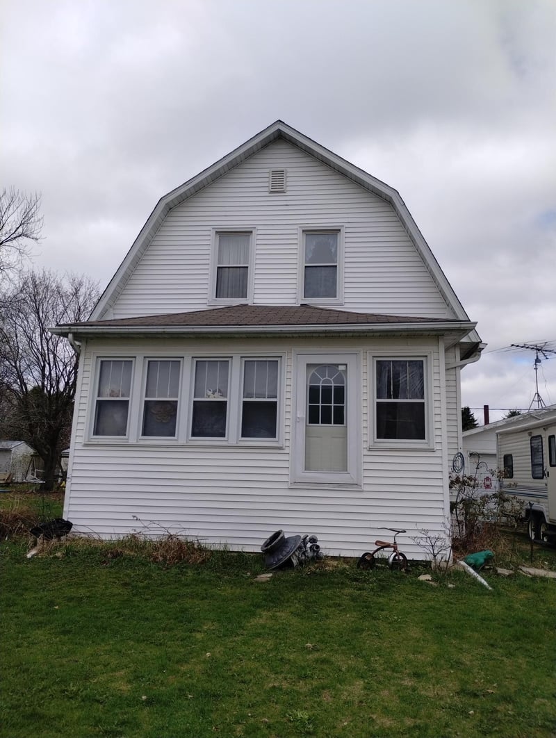 500 Highland St, West Concord, MN 55985