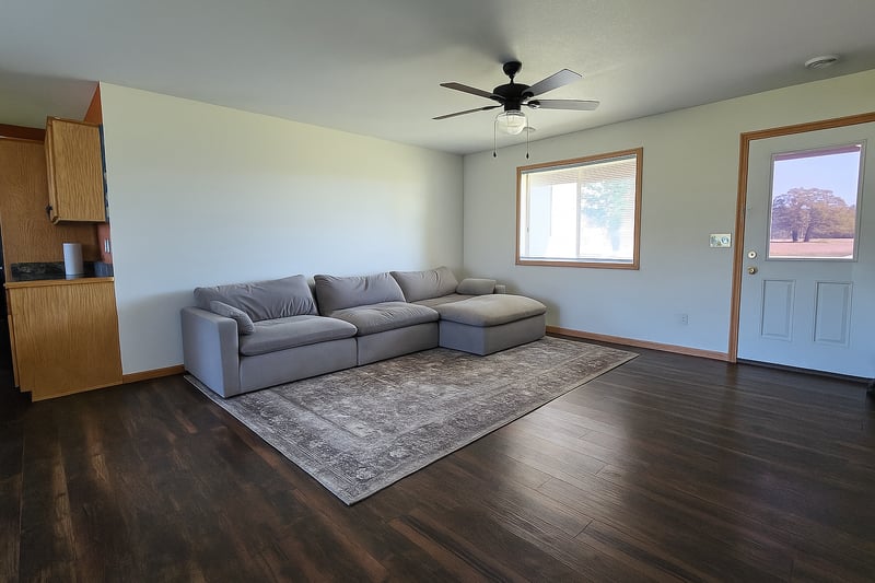 1415 Cable St, Ogilvie, MN 56358