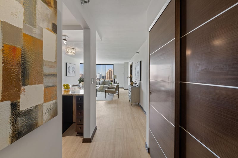 401 S 1st St #1613, Minneapolis, MN 55401