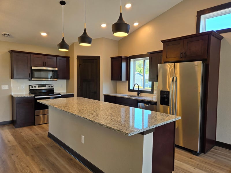 656 Daisy Ct, Lake Crystal, MN 56055