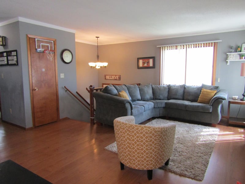 107 3rd Ave, Madison, MN 56256