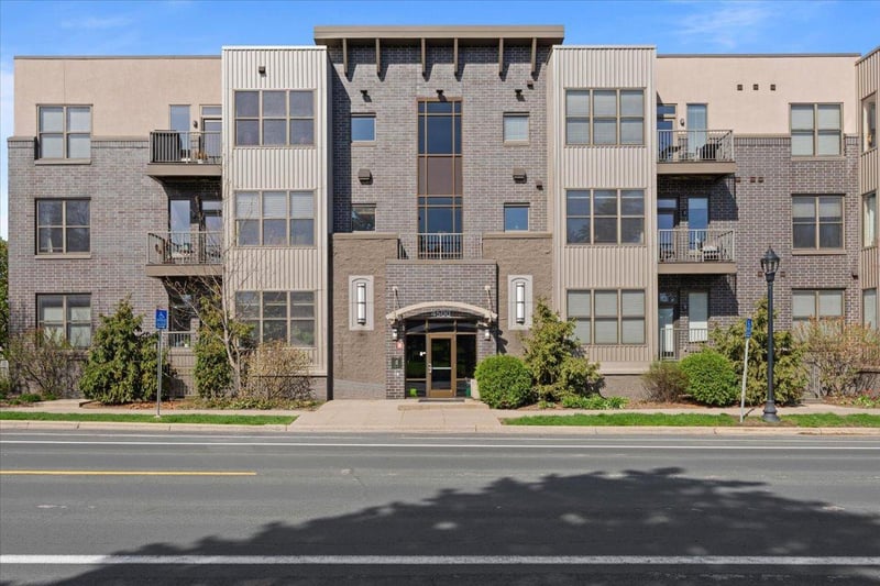 4500 Chicago Ave S #210, Minneapolis, MN 55407
