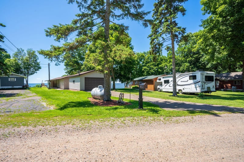 46317 Lucretia Ln, Isle, MN 56342