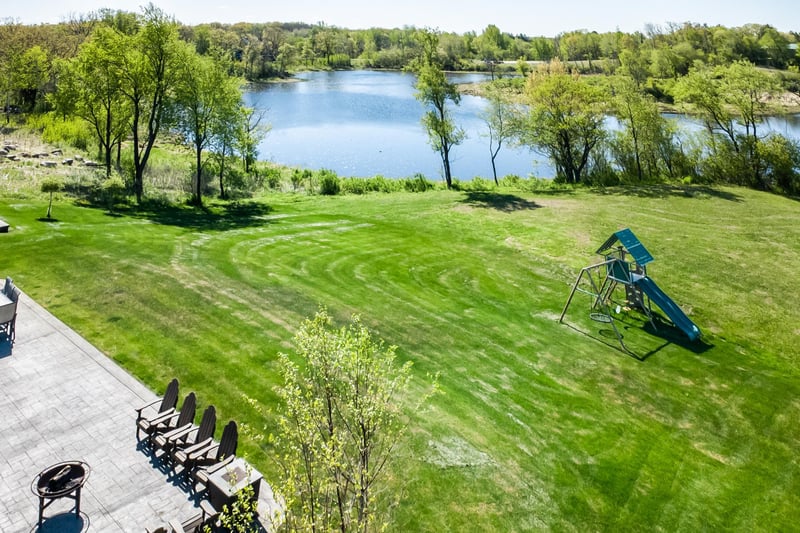 9735 Frontier Ln, Lakeville, MN 55044