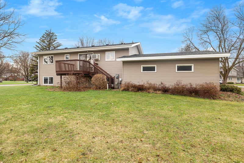 400 Park Ave SE, Pierz, MN 56364