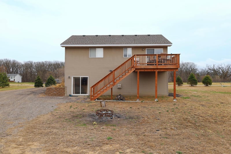 30649 149th St NW, Princeton, MN 55371