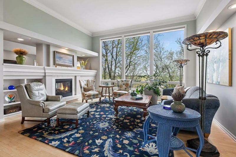 1405 Skyline Dr, Golden Valley, MN 55422