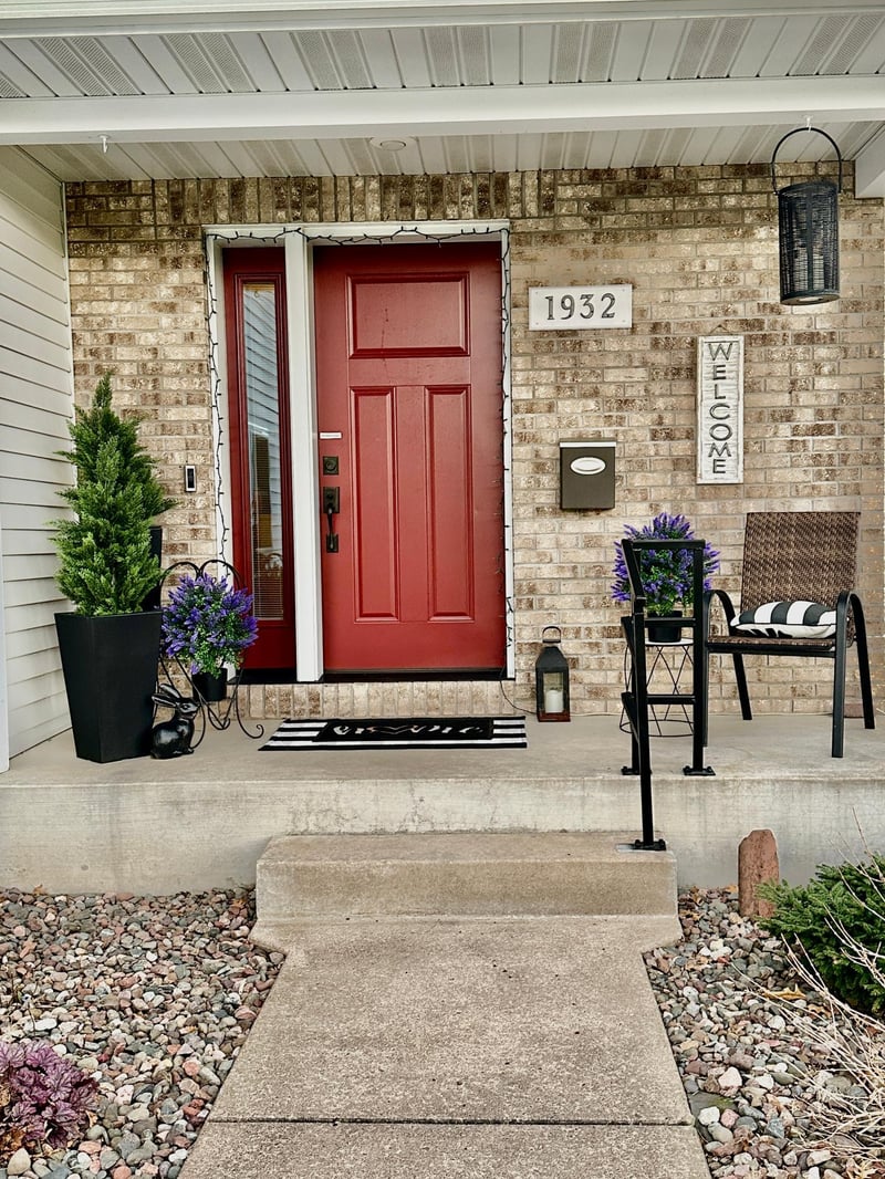 1932 Mark Ln, Eau Claire, WI 54703