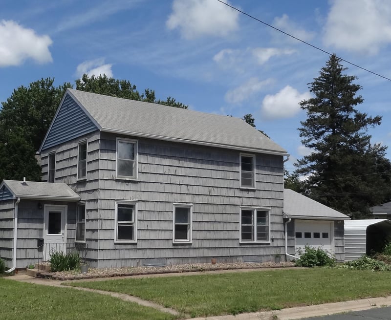 1355 S Main St S, Zumbrota, MN 55992