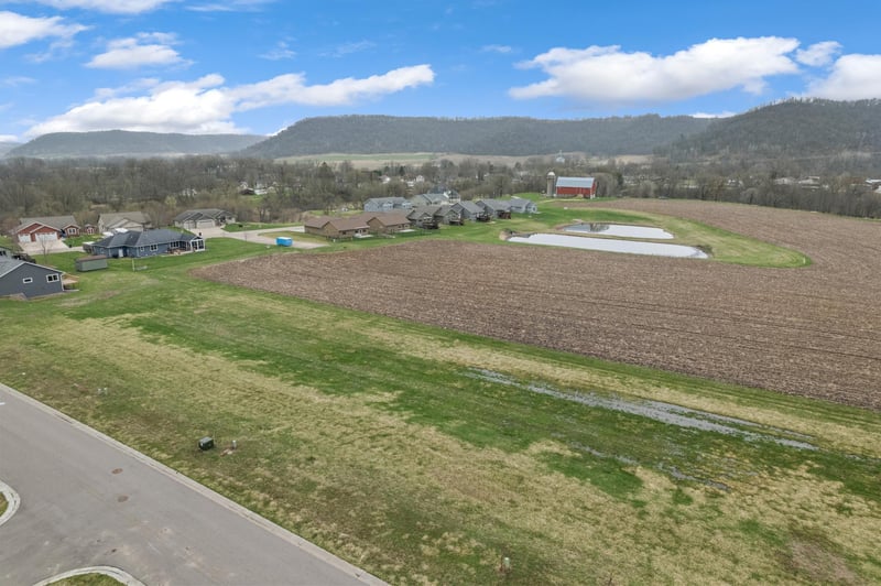 255 Pheasant Rn, Rollingstone, MN 55959