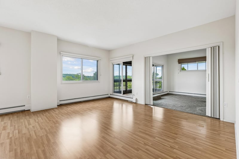 2265 Youngman Ave #310, Saint Paul, MN 55116