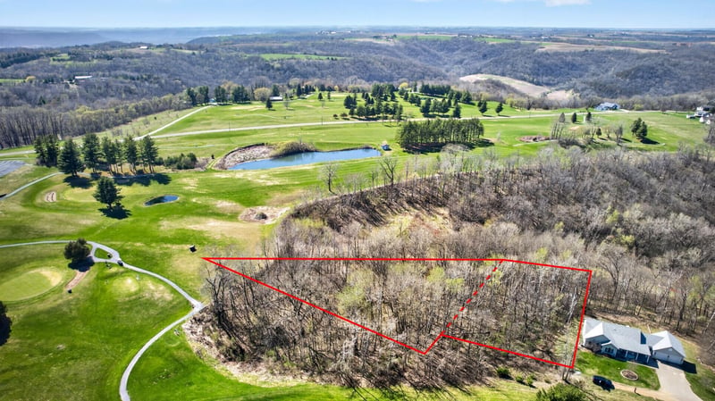 1059 Fairway Dr, Wabasha, MN 55981