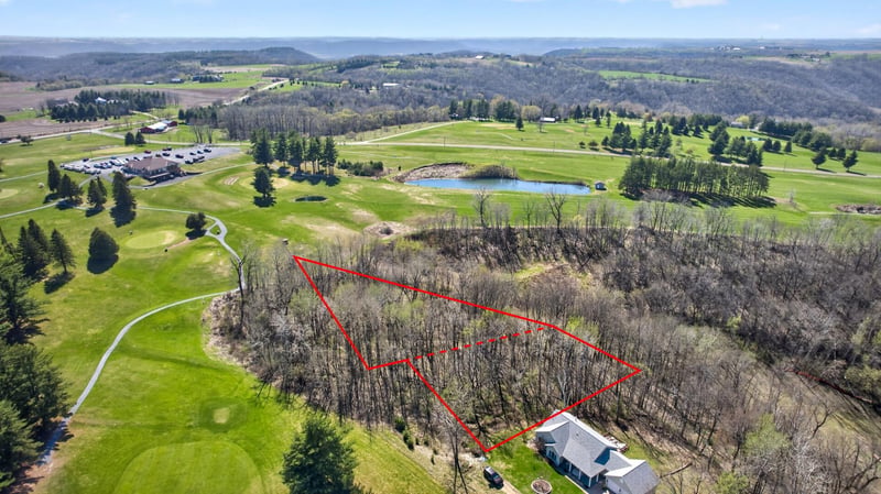 1059 Fairway Dr, Wabasha, MN 55981