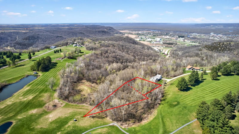 1059 Fairway Dr, Wabasha, MN 55981