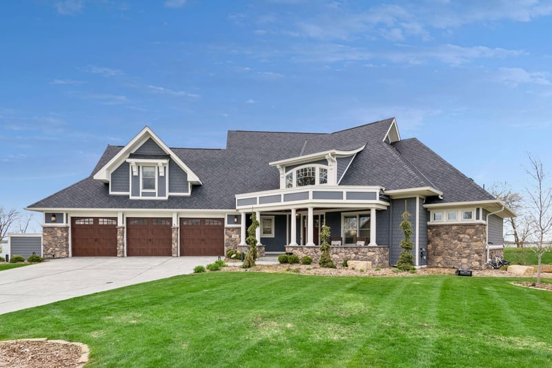 854 Beach Rd, Waconia, MN 55387