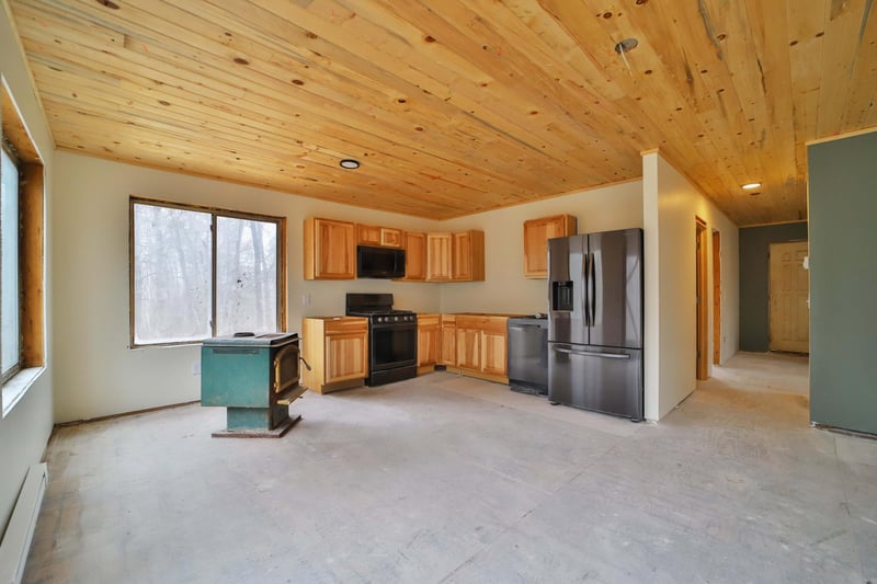 951 Swede Lake Trl SW, Backus, MN 56435