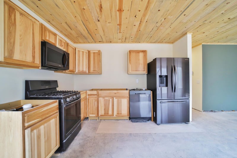 951 Swede Lake Trl SW, Backus, MN 56435