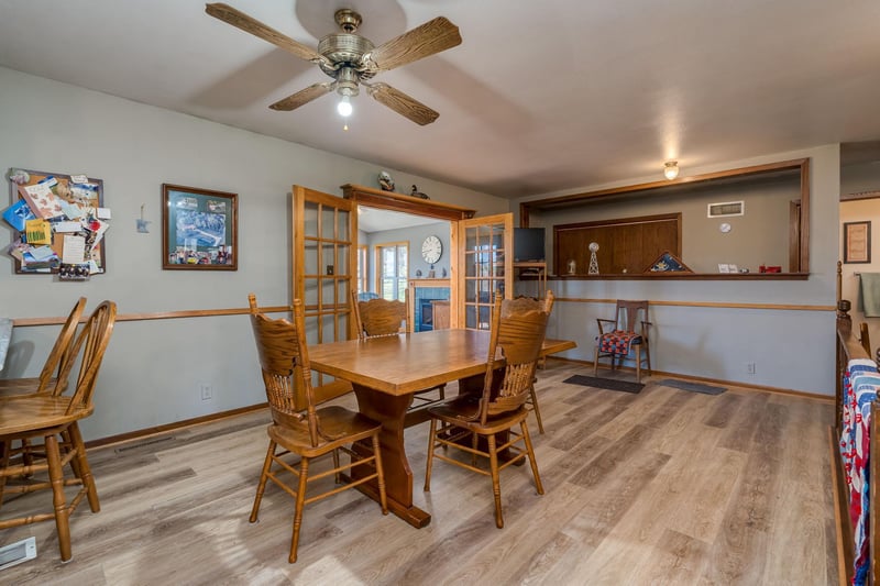 30536 Lexington Rd, Le Sueur, MN 56058