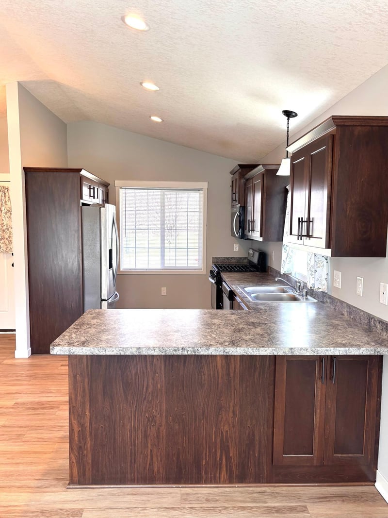 1007 Winsome Way NW, Isanti, MN 55040