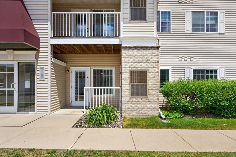 3714 9th St NW #B, Rochester, MN 55901