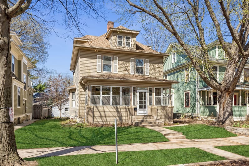 3308 Harriet Ave, Minneapolis, MN 55408