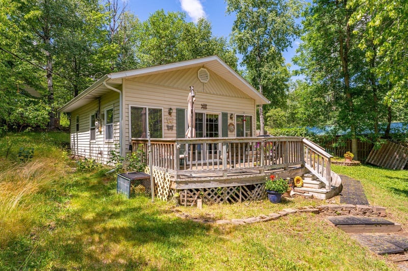 3609 Fectos Rd, Tower, MN 55790