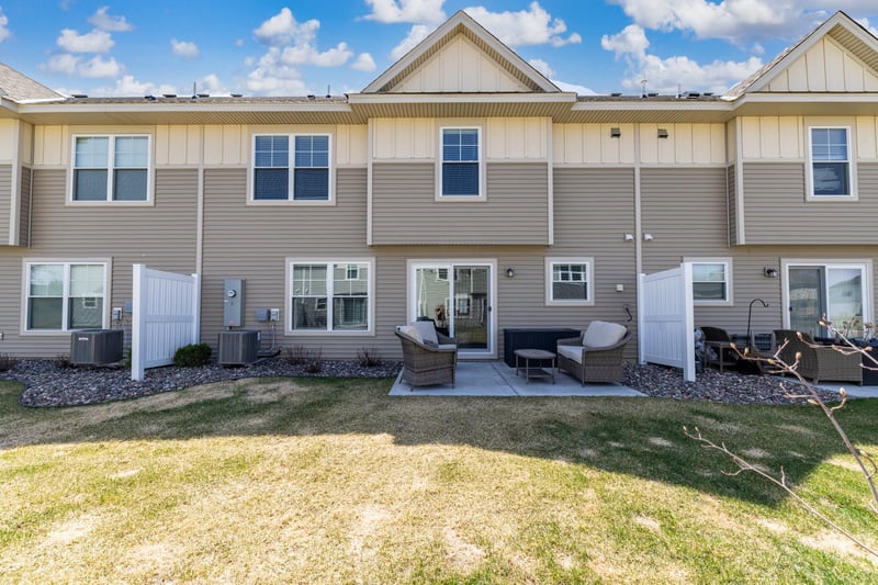 2173 Jasper Ct, Lino Lakes, MN 55038