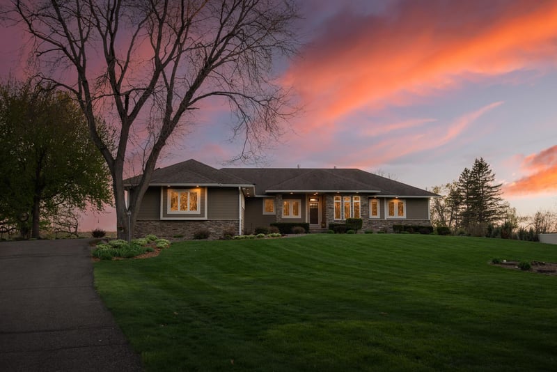 13815 Point Douglas Dr S, Hastings, MN 55033
