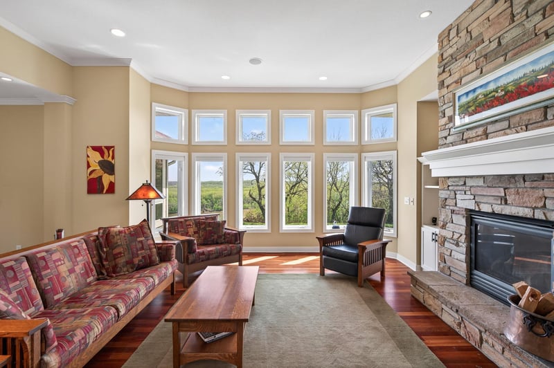 13815 Point Douglas Dr S, Hastings, MN 55033