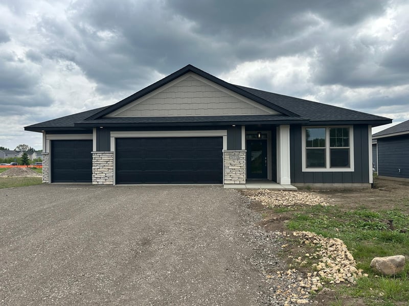 17710 Everest Ave, Lakeville, MN 55044