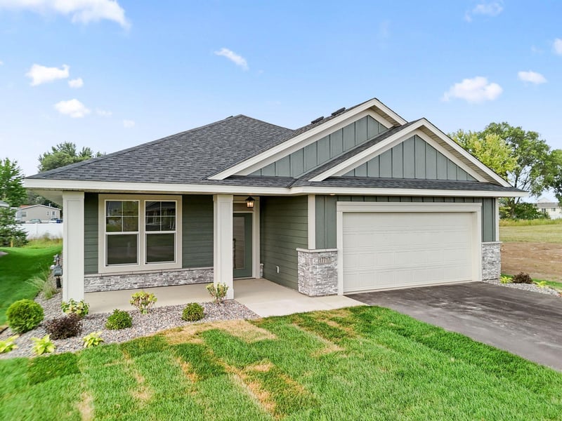 17717 Everest Ave, Lakeville, MN 55044