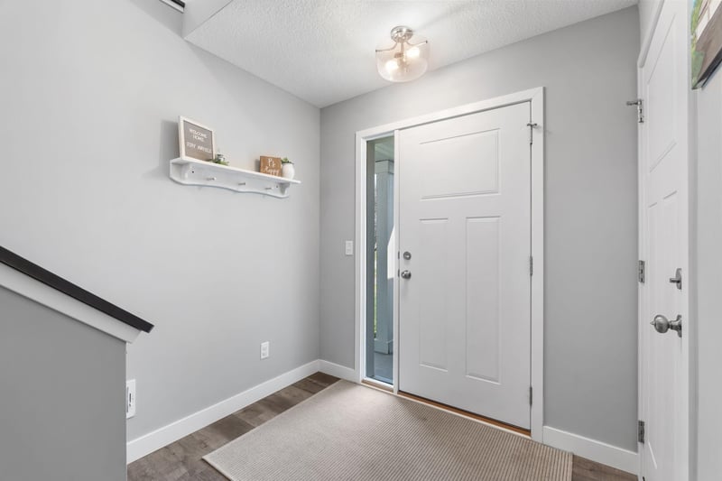 1851 102nd Ave NW, Coon Rapids, MN 55433