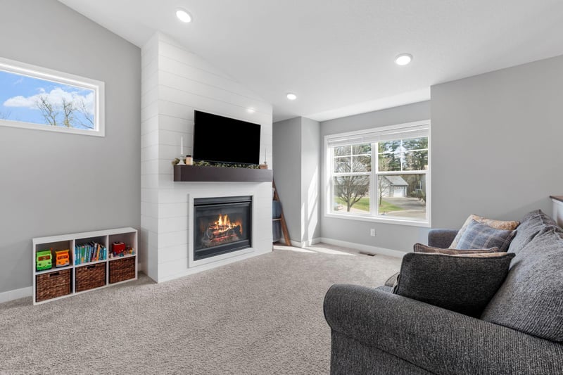 1851 102nd Ave NW, Coon Rapids, MN 55433