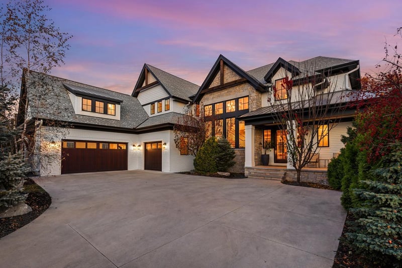 6505 Hawks Pointe Ln, Excelsior, MN 55331