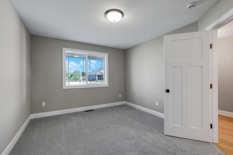 17782 Hoover St NW, Elk River, MN 55330