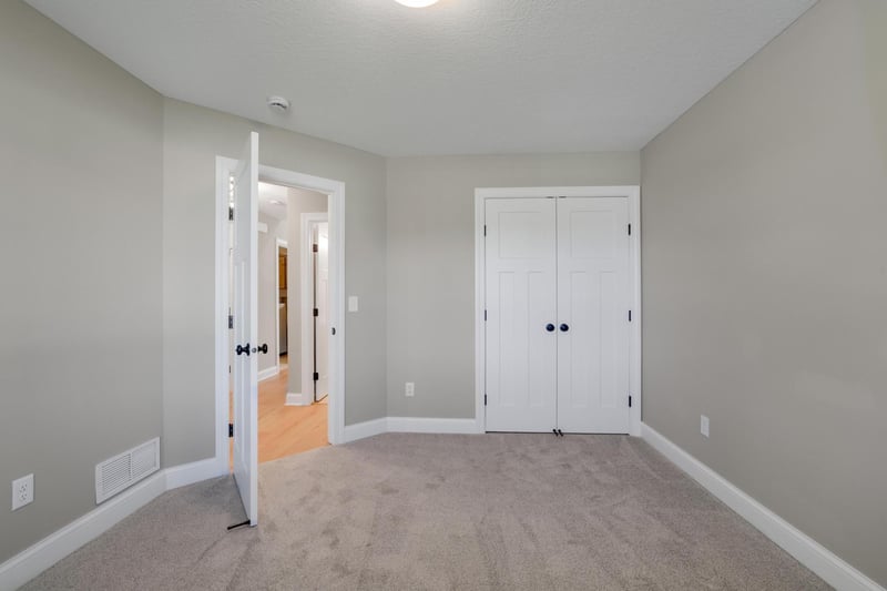 17782 Hoover St NW, Elk River, MN 55330