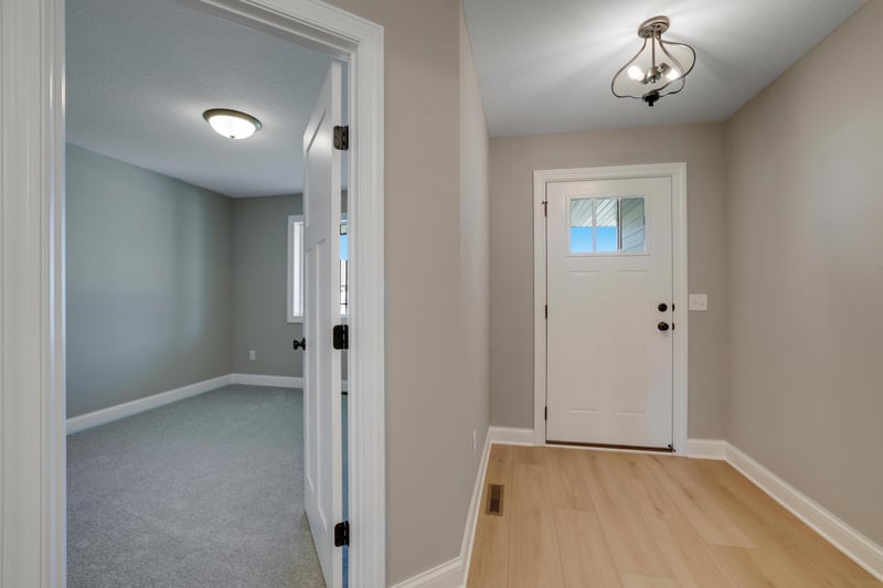 17782 Hoover St NW, Elk River, MN 55330