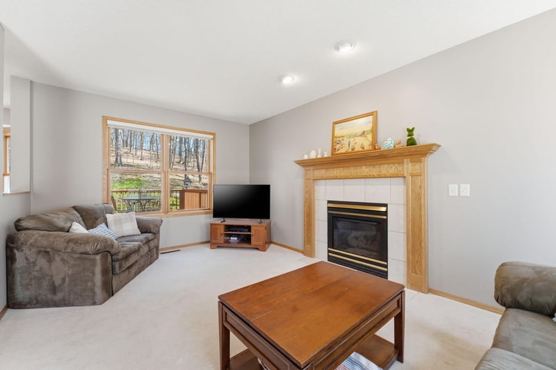 4030 Woodhill Ct, Rockford, MN 55373