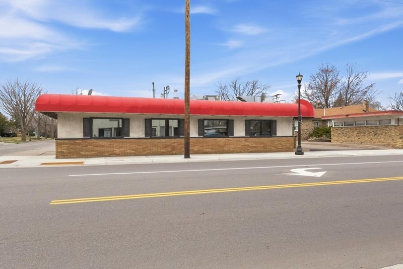 1409 Arcade St, Saint Paul, MN 55106