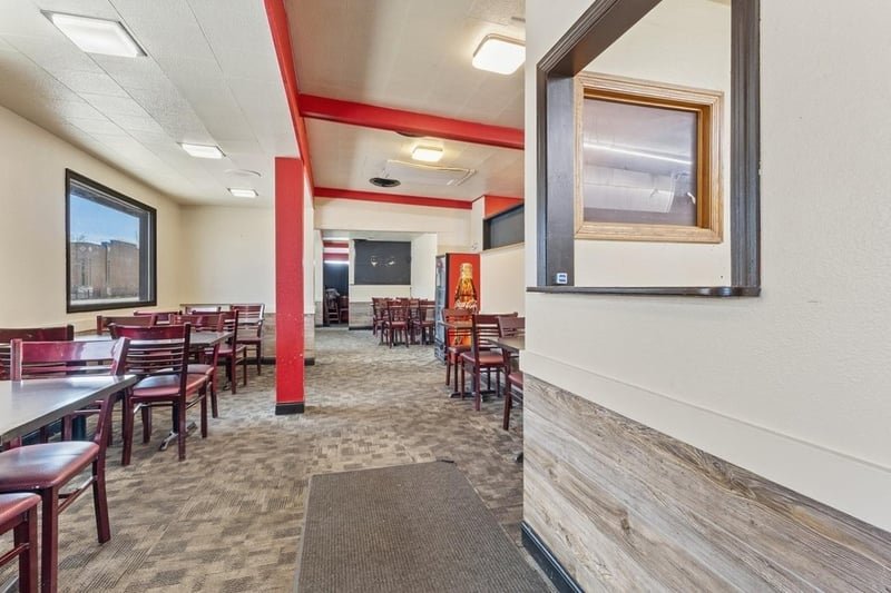 1409 Arcade St, Saint Paul, MN 55106