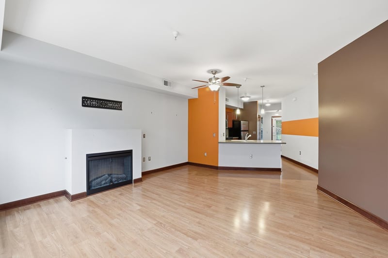 312 E 18th St, Minneapolis, MN 55404