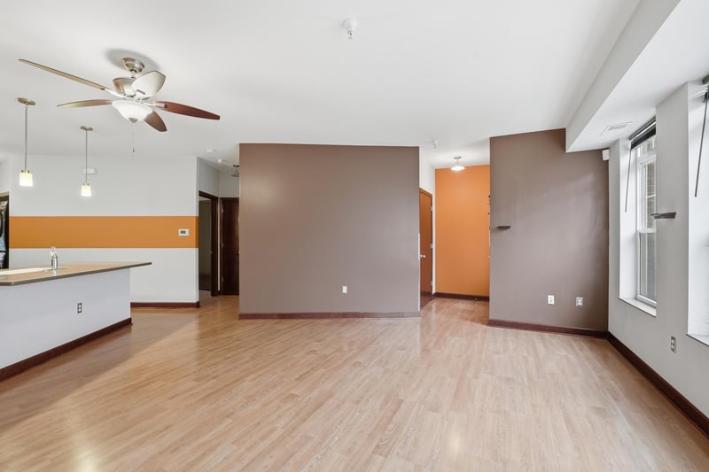 312 E 18th St, Minneapolis, MN 55404